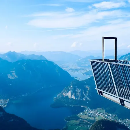 006 Апарт-отель 4*