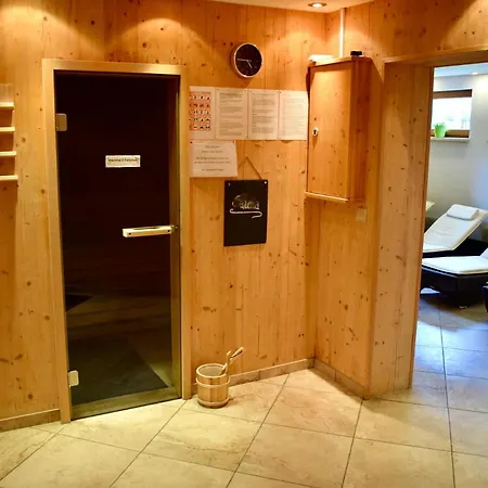 Апарт-отель 006 Гозау