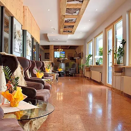 006 Apartahotel